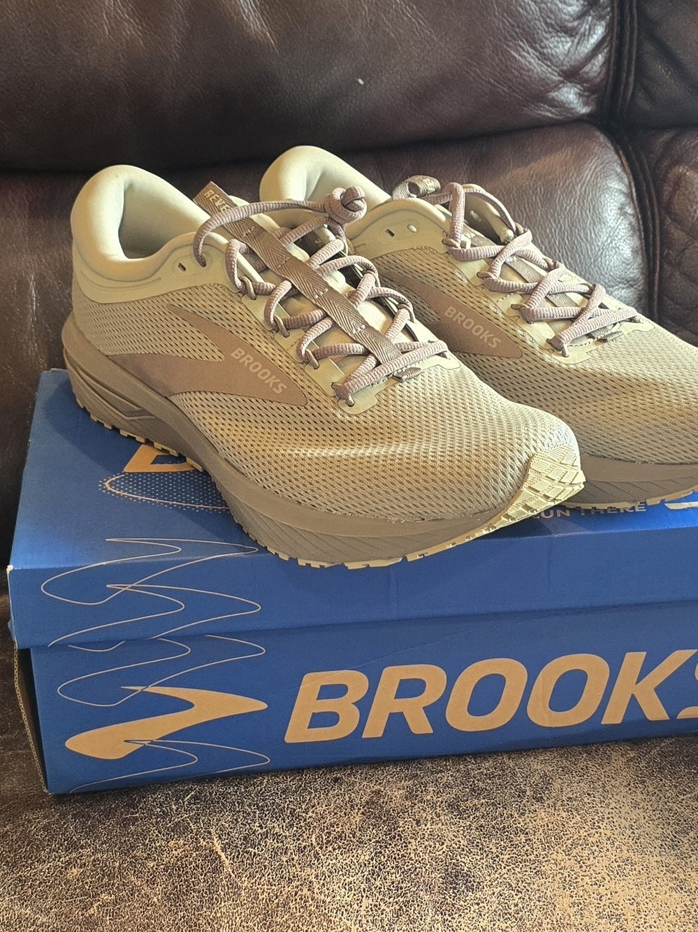 Men's Brooks Revel 7 Neutral Sneakers in Tan